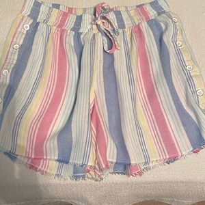 Bella Dahl girl pastel striped shorts